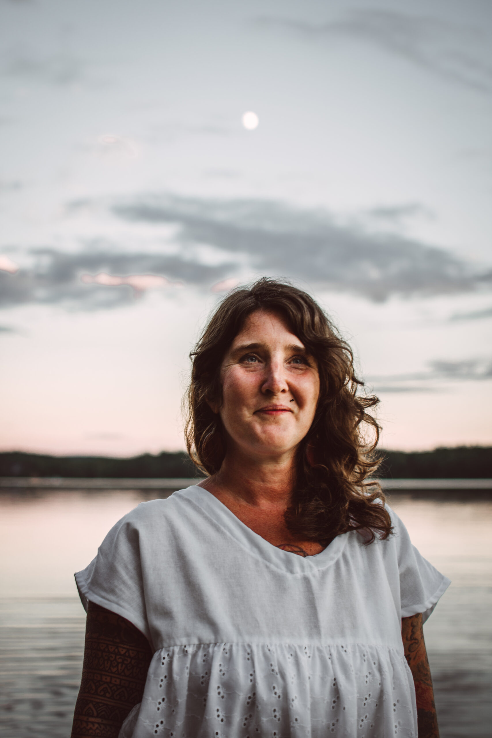 Courtney at the Edge